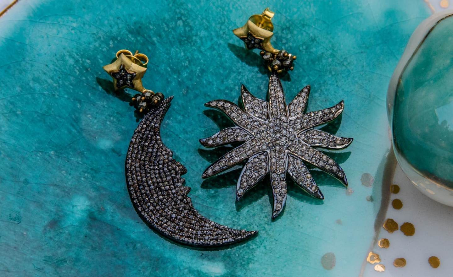 Sherie Boutik by Soheyla & Shahrzad Amoudeh Joba booklet featured