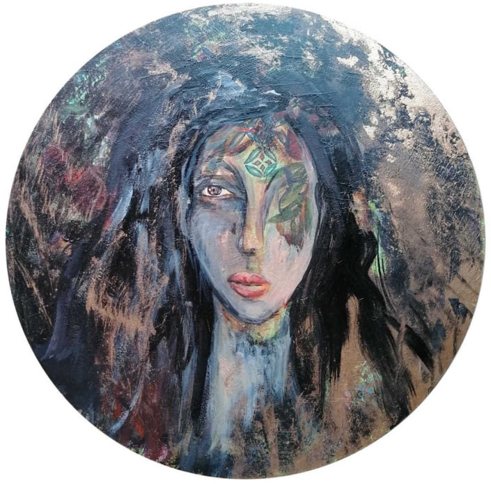 Round Portrait